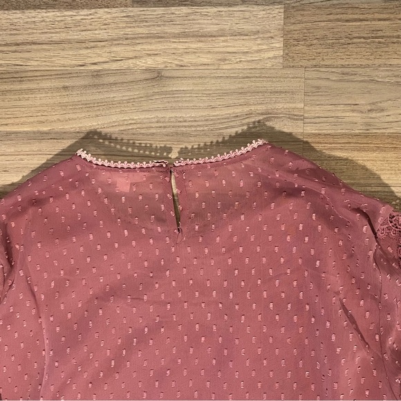 Lace Accent Blouse - Dusty Rose - size L - Picture 5 of 9